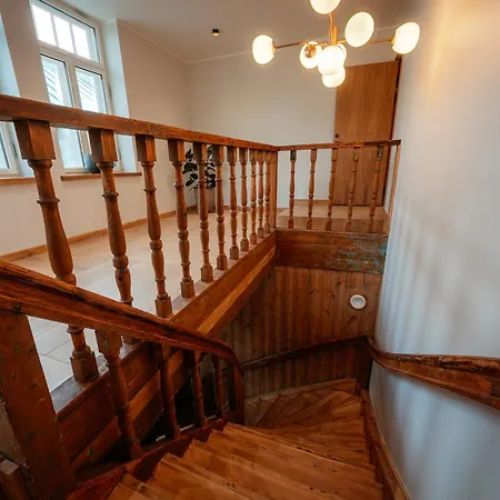 Freinholdi Maja Kuelaliskorter 3 - Balcony *